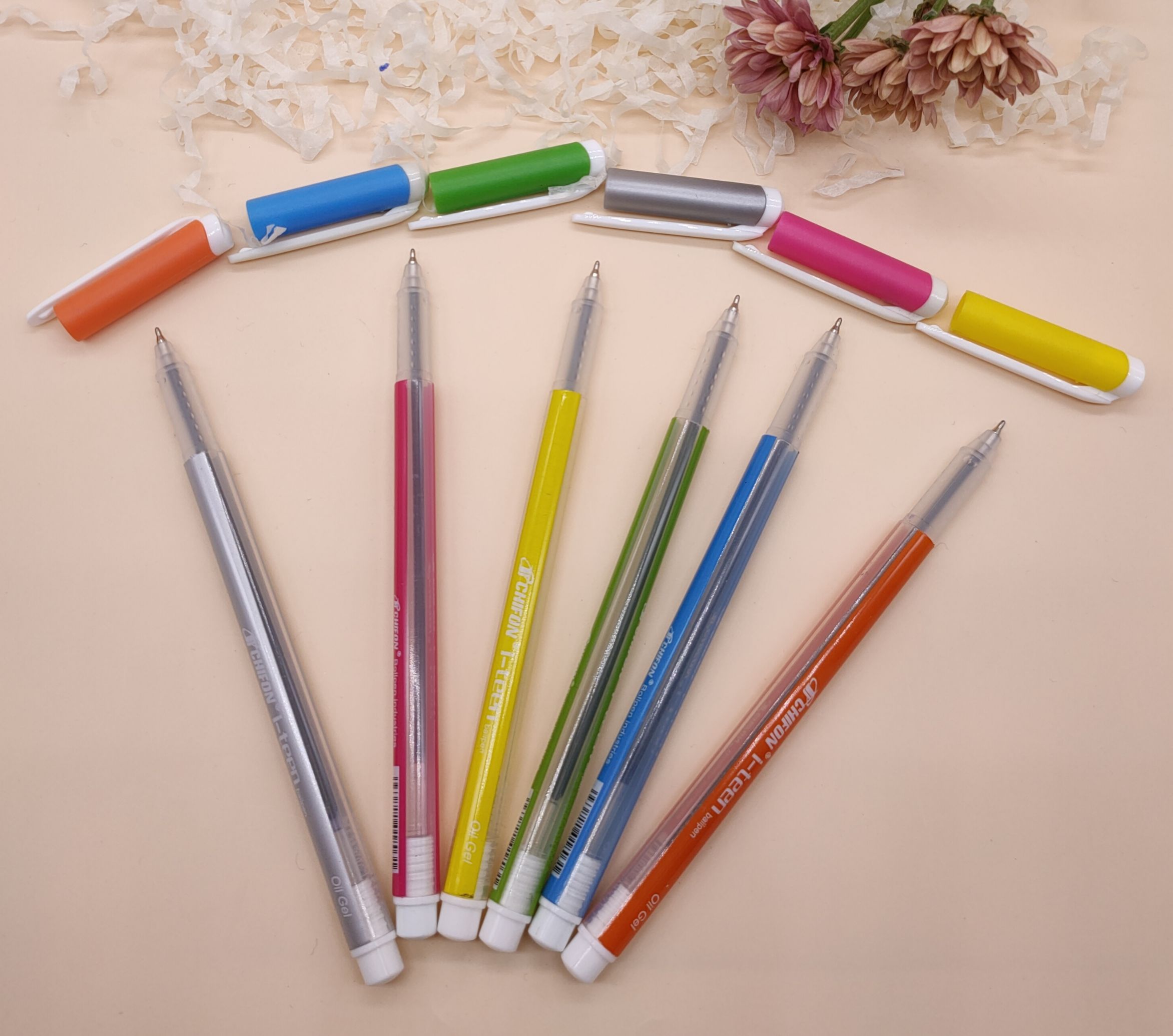 Office ballpoint pen smooth middle ink pen anti - leakage and anti - break color Application Scenario