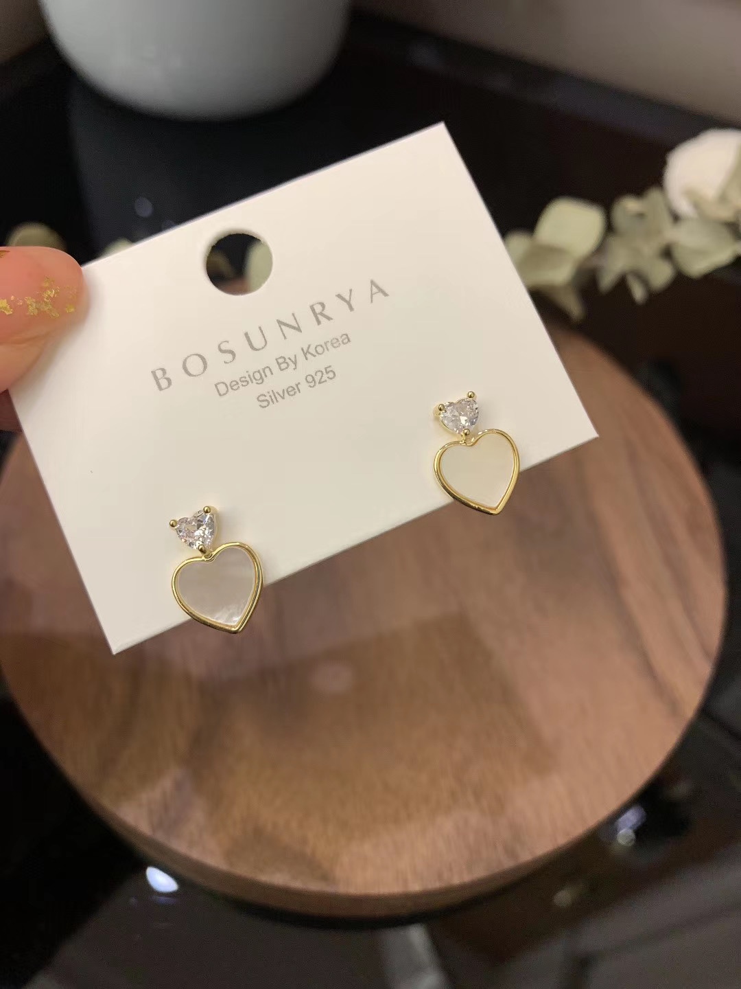 Fashionable stud earrings, Berseria accessories, Berseria accessories, Berseria accessories Specification image