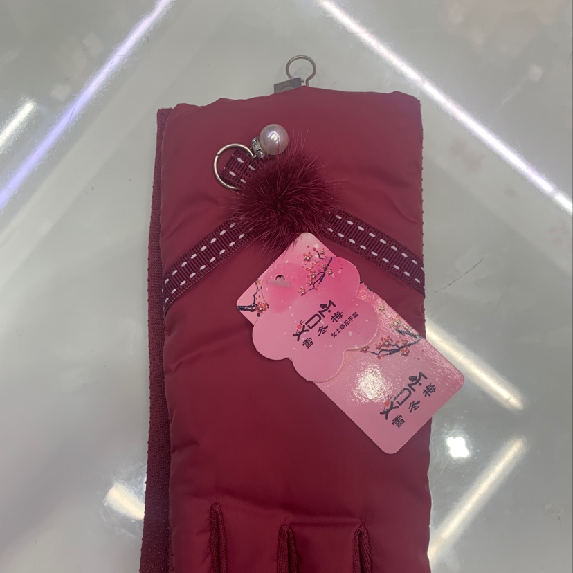 冬季仿风手套产品图