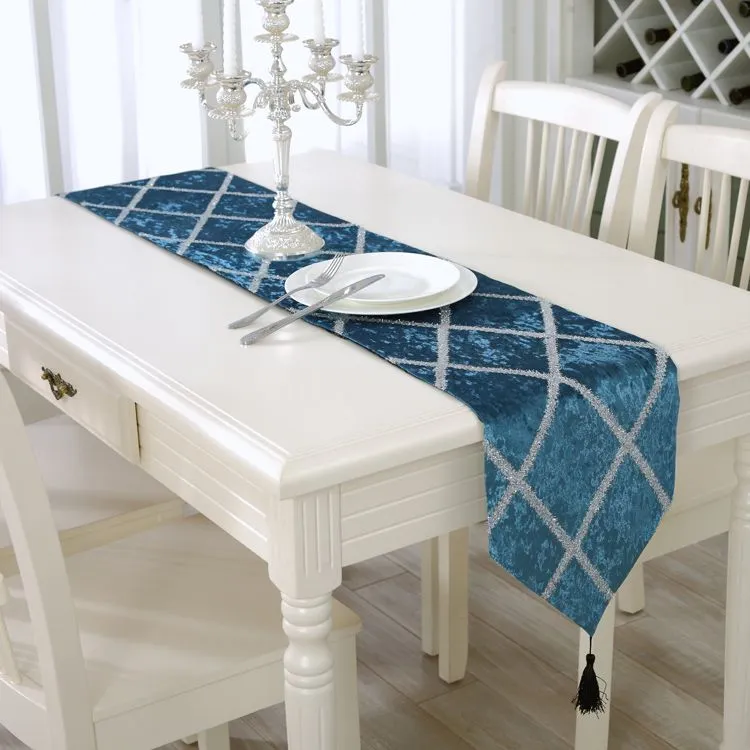 European new classical velvet gilded table flag, modern simple table towel, fabric, Chinese coffee table flag, fabric, TV cabinet fabric detail image 1