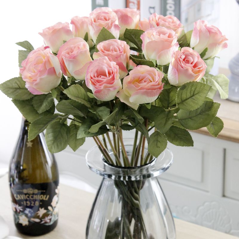 Factory direct sales of artificial flowers, European single high-end rose, silk flower, rose bud, flower bud artificial flower, single HC8086 European rose bud silk fabric rose