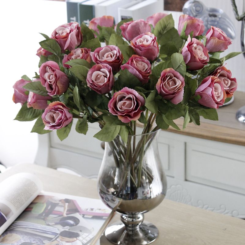 Factory direct sales of artificial flowers, European single high-end rose, silk flower, rose bud, flower bud artificial flower, single HC8086 European rose bud silk fabric rose Application Scenario