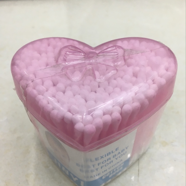 250 cotton swabs in a heart box with plastic rods Specification drawing