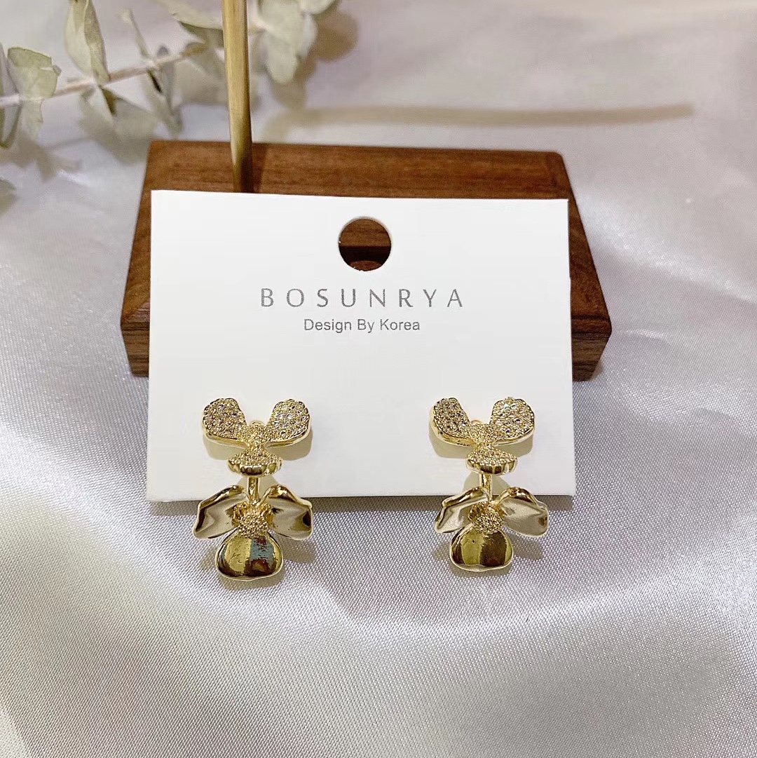 Elegant ears, Berseria accessories, Berseria accessories, Berseria accessories