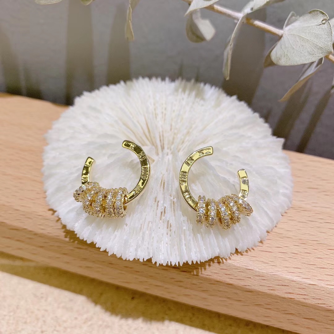 Bestseller stylish stud earrings, Berseria accessories, Berseria accessories, Berseria accessories