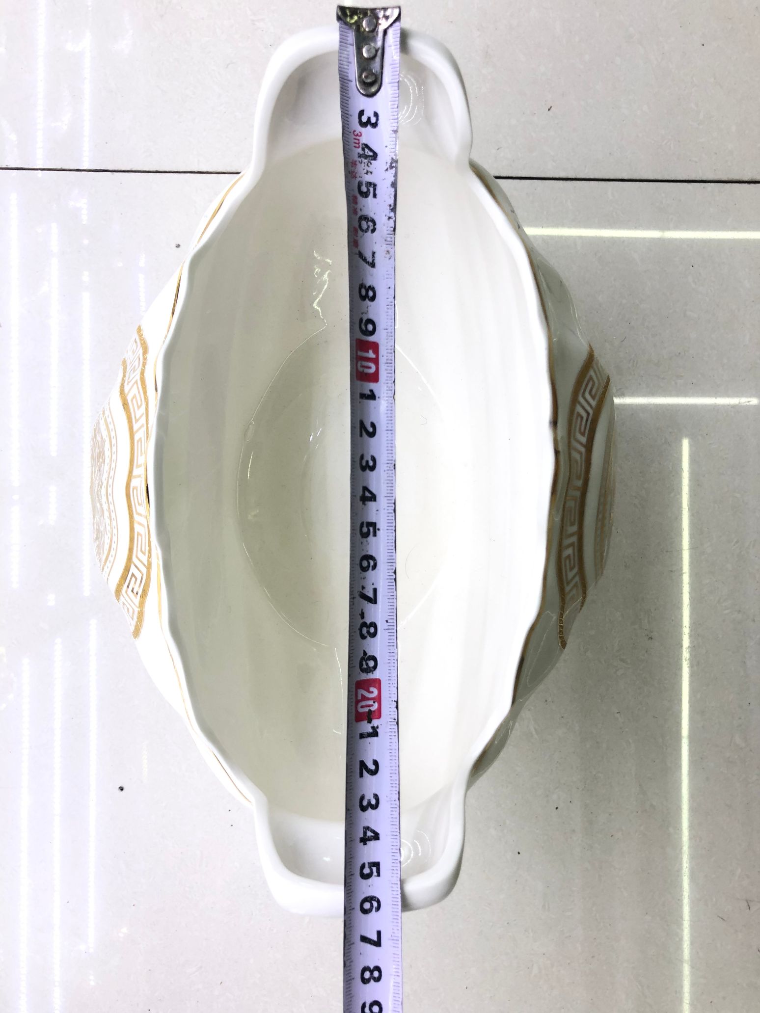 غرفة المعيشة العصرية مزخرفة بزخرفة طبق الفاكهة detail image 4