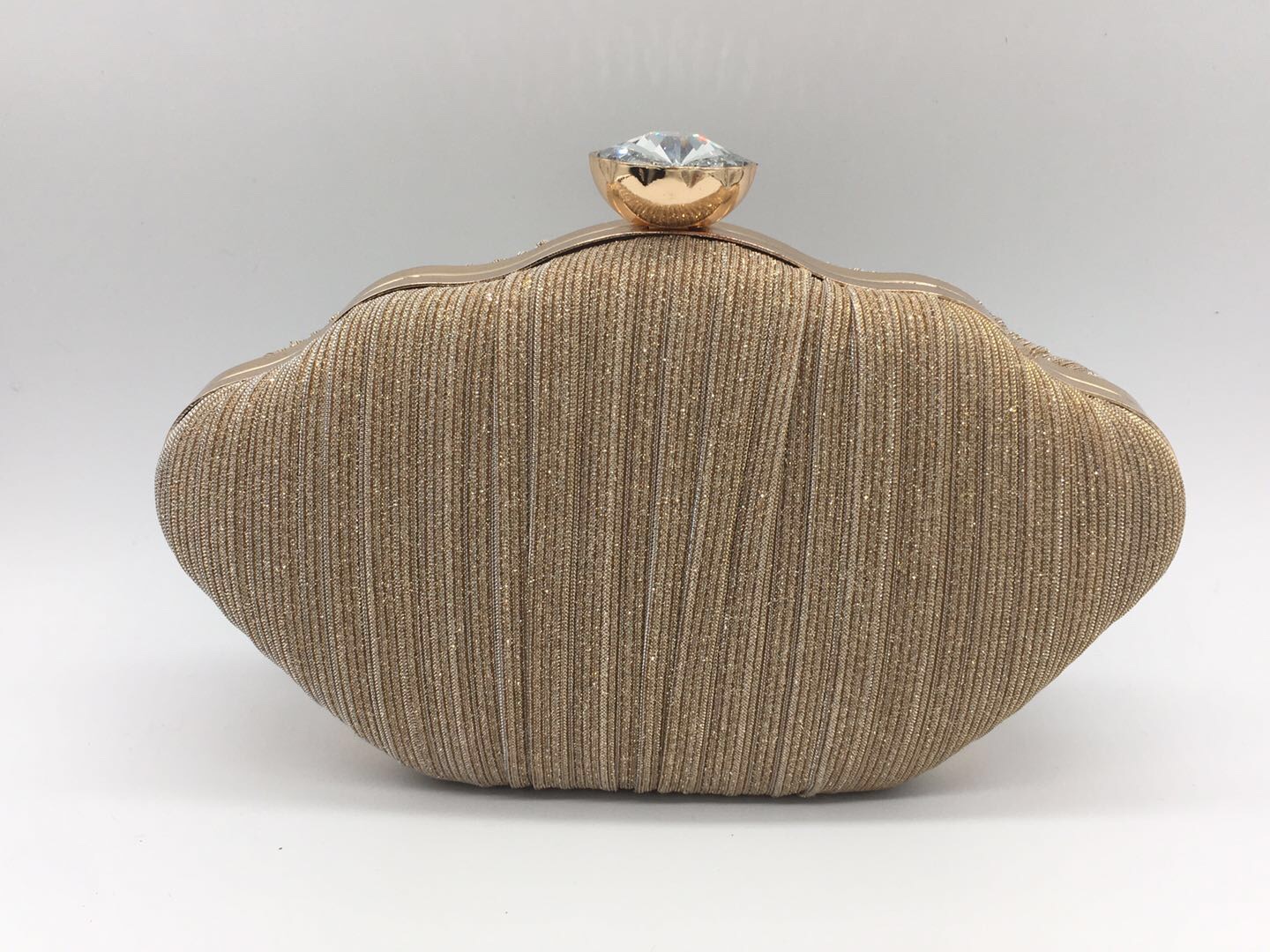 High-End Crinkle Clutch Dinner Bag Bridal Gown Bag Specification drawing