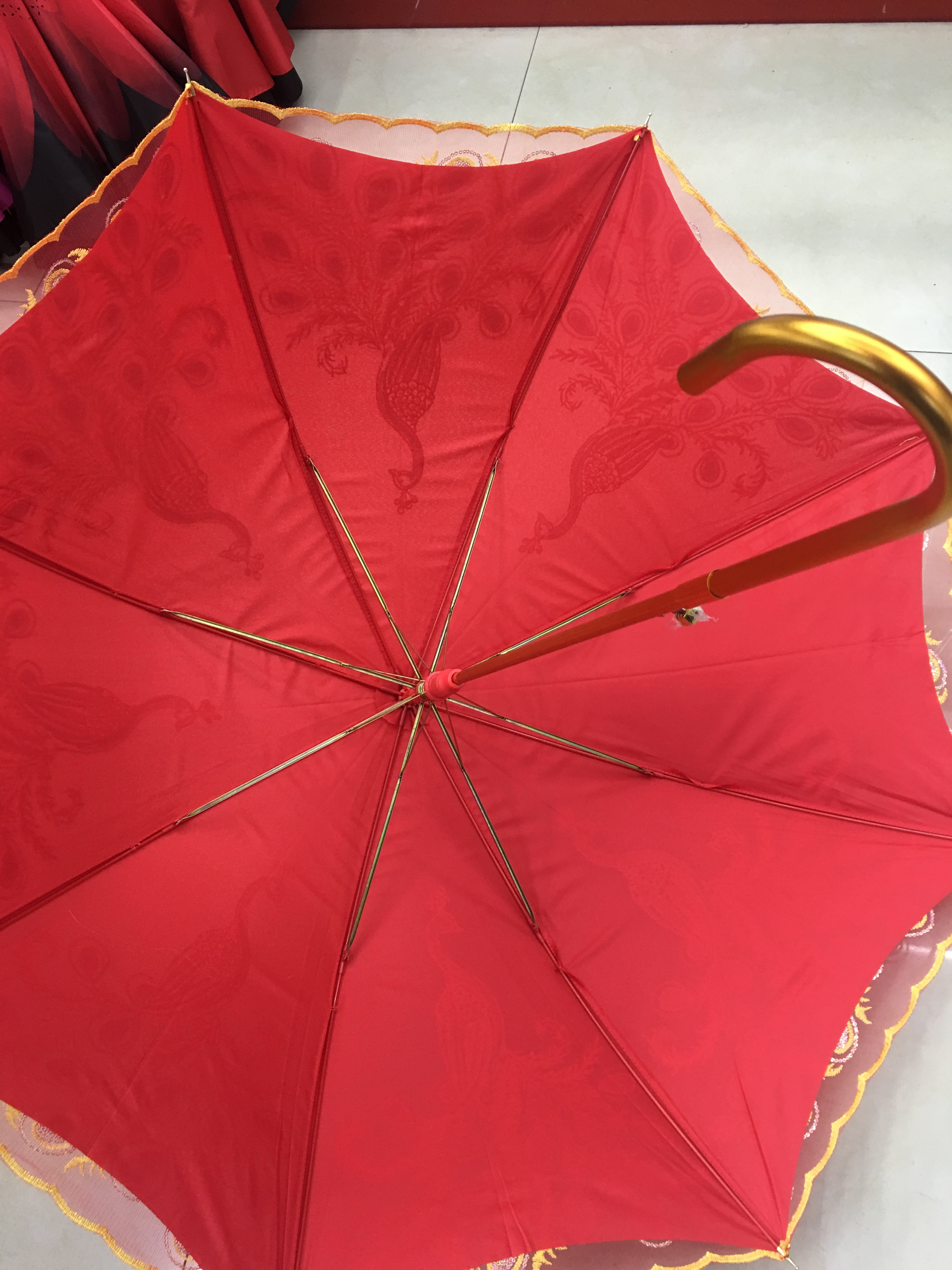 The 58-centimeter embroidered bridal umbrella of the national trend is in the style of Jackie Chan Specification image