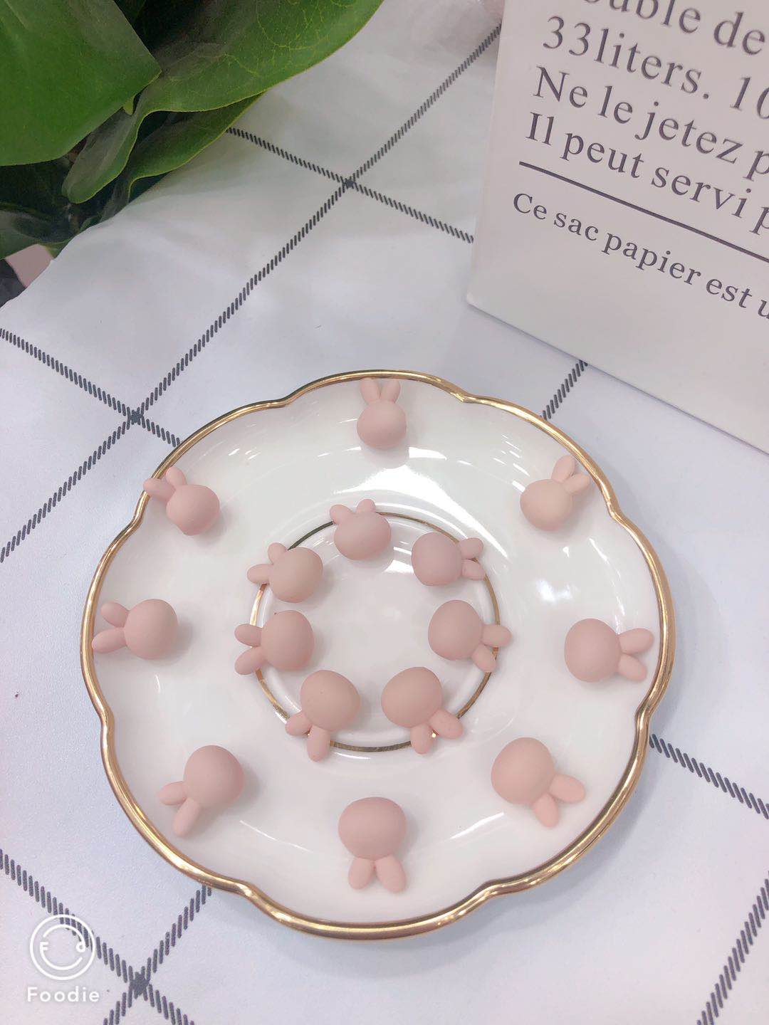 亚克力后背孔 橡皮 兔子头饰 饰品配件