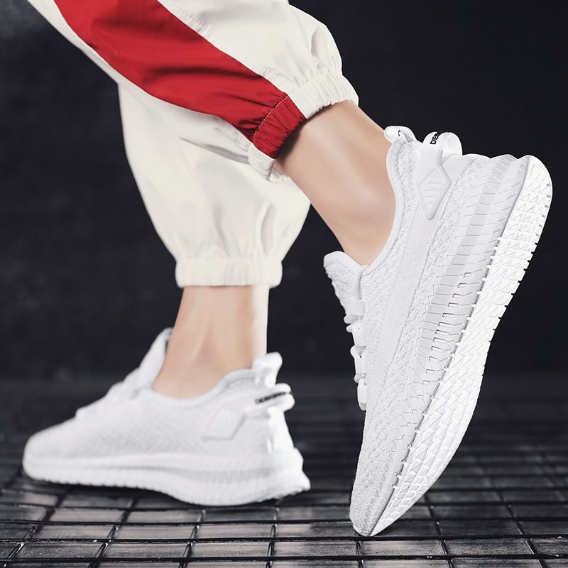 2020 winter casual shoes, anti-slip, shock-absorbing, hollowed-out flying woven men's shoes, one-step live-streaming sports shoes, best-selling running shoes details Picture