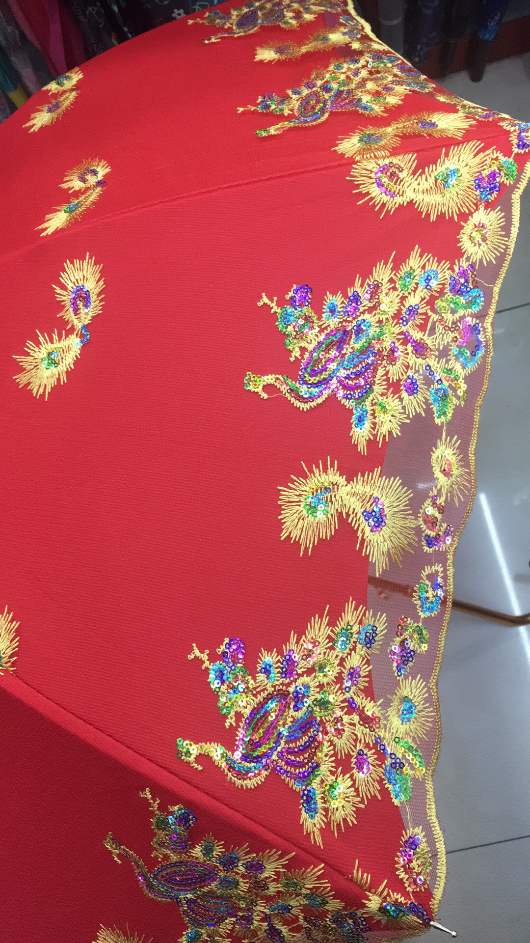The 58-centimeter embroidered bridal umbrella of the national trend is in the style of Jackie Chan Item Picture