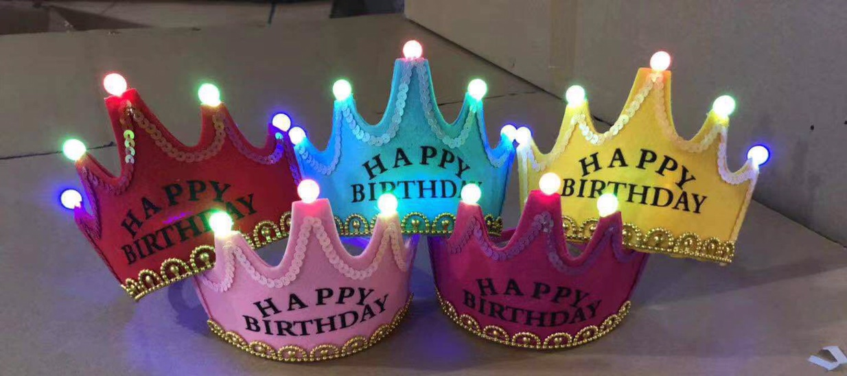Birthday crown with light - lit headlock
