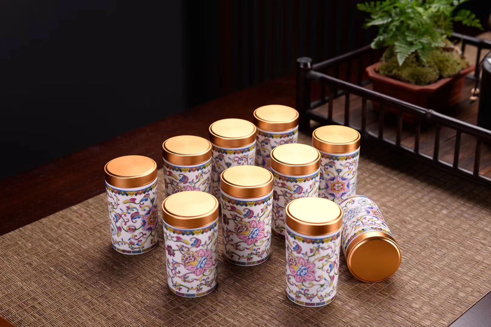Small lime-jade tea canister Mini sealed with aluminum lid for safe packaging
