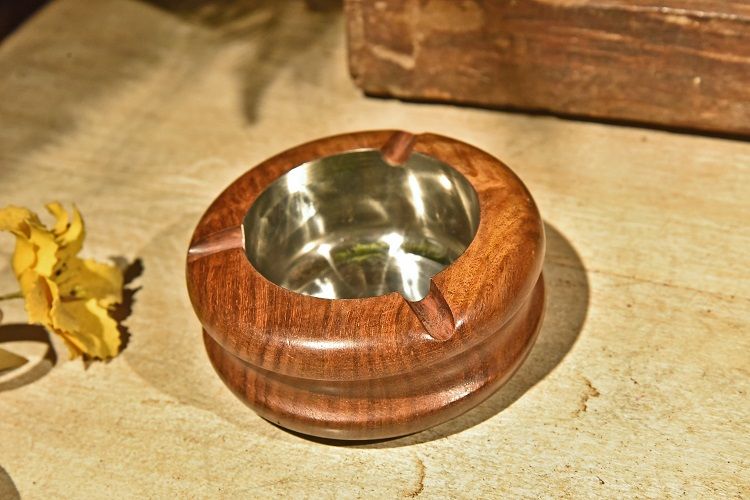 手工菩提木烟缸1