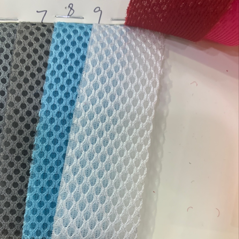 厂家直销热销新款皮革大量现货高中低档箱包沙发鞋材面料加厚三明治9产品图