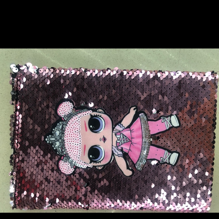 32K惊喜娃娃亮片本