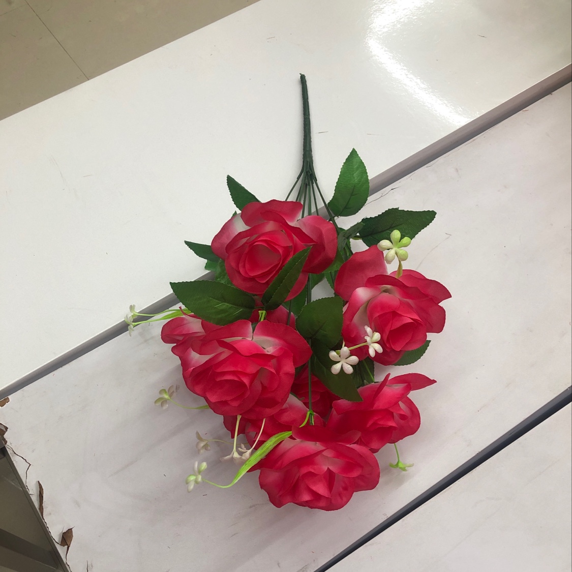 عشرة أشهر