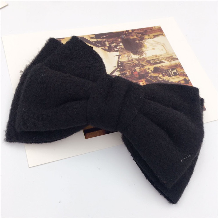 Korean headwear, hair clips, spring clips, rhinestones, bow clips, top clips, bangs clips, ponytail clips, versatile hair clips, and hair accessories undefined