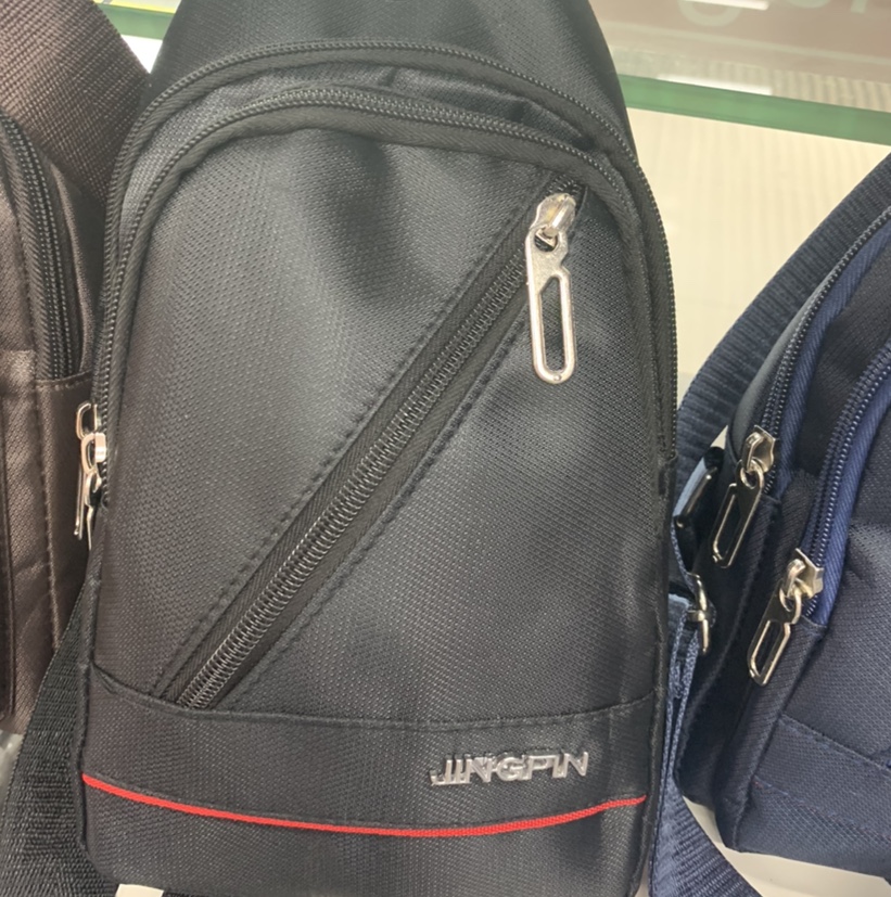 胸包男士小背包手机包实用骑行旅游 小包收钱包生意防水单肩韩版搭图