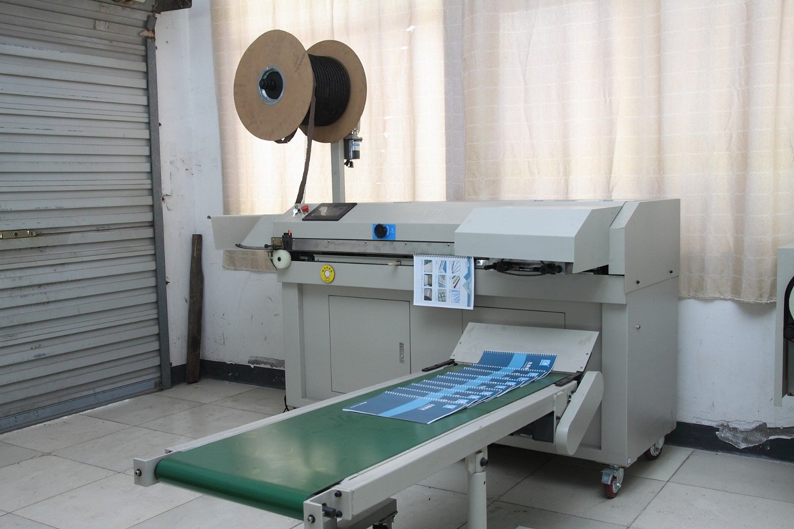 Printing machinery YO double-coil binding machine JZ380 double-coil binding machine details Picture