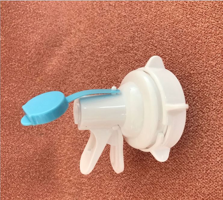 Manufacturers direct sales buckle type water nozzle wholesale conventional barrel water support accessories drinking bucket duck beak faucet Specification drawing