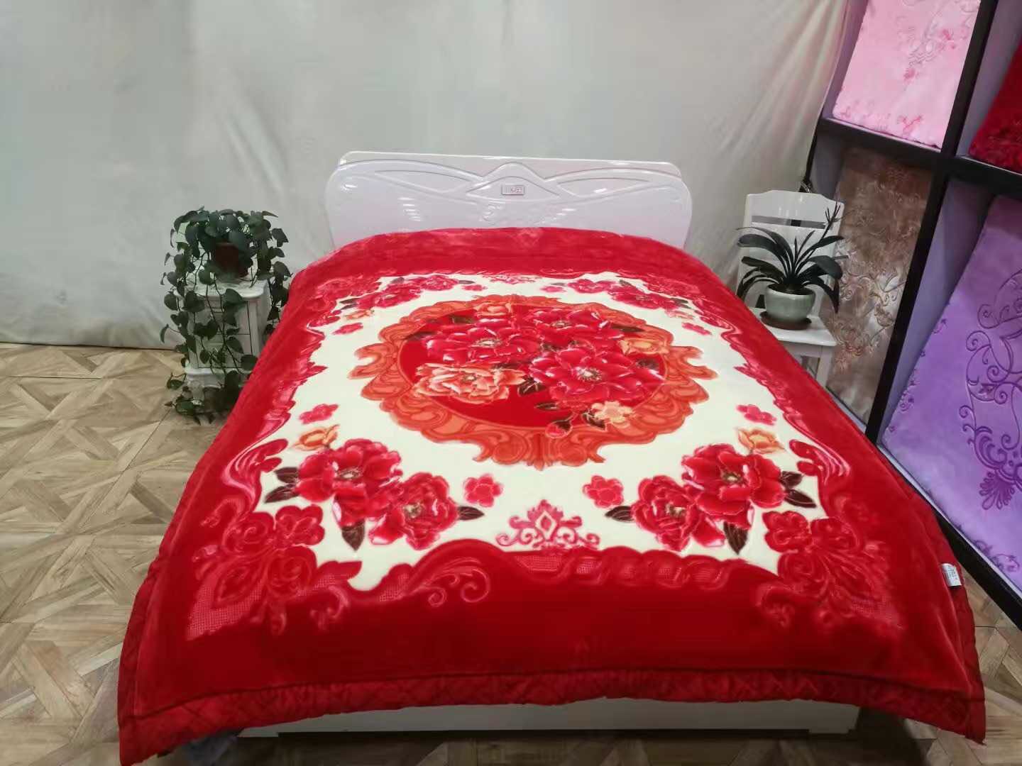 Larcher blanket large version double-layer single and double blanket, air-conditioned blanket, covered blanket, densified and thickened fleece blanket Application Scenario