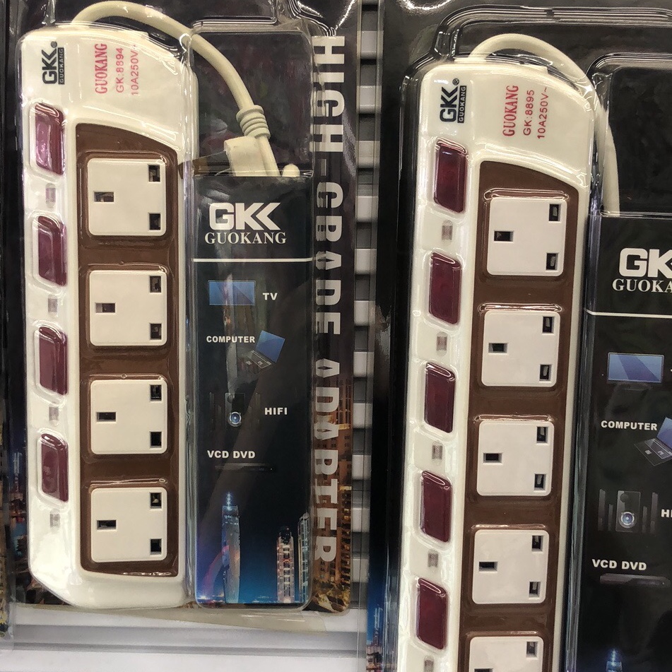 مقبس 8895