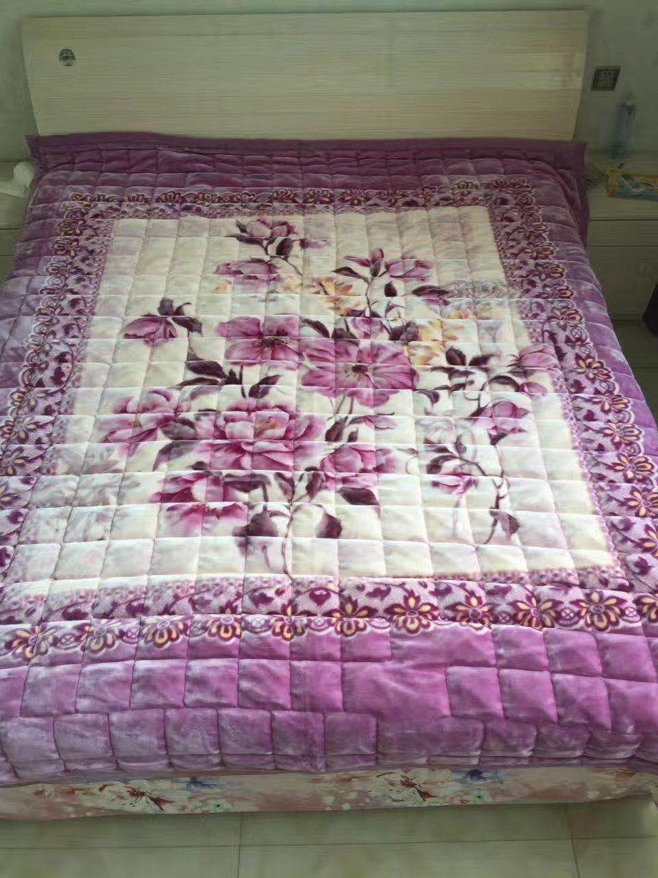 2022 New Factory Direct Sales Explosive Yiwu Good Goods Wholesale Gifts Super Soft Raschel Blanket Thickened Spring And Autumn Cover Blanket Red Wedding details Picture