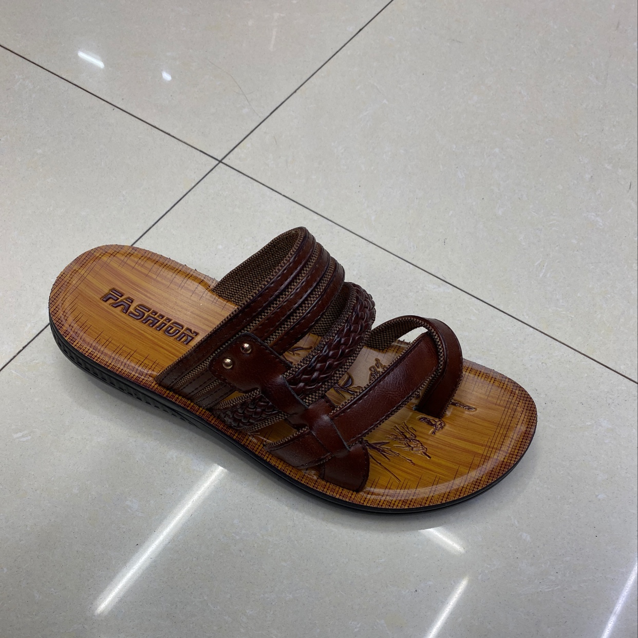 New 2020 slippers in pu