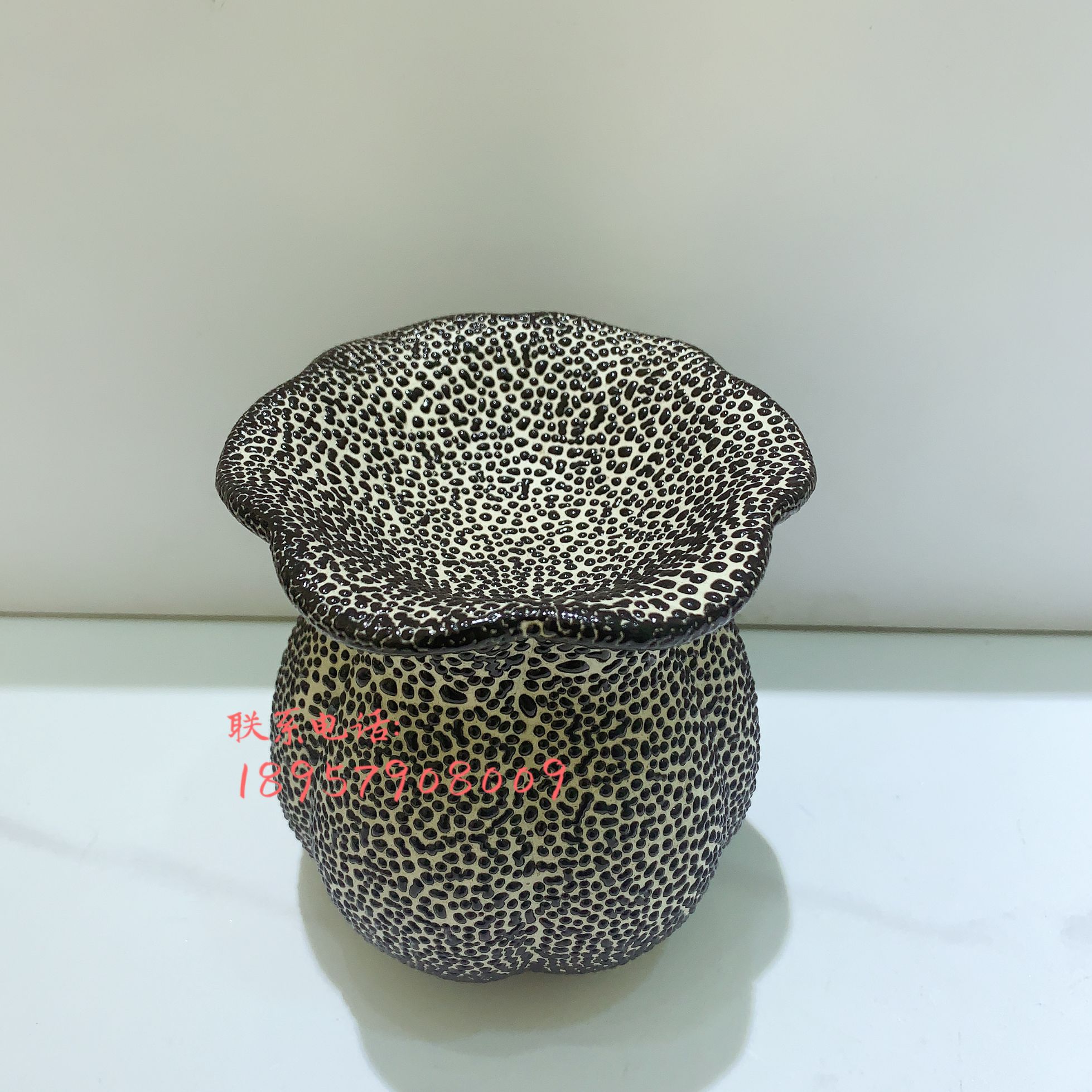 黑色系麻点陶瓷精油蜡烛式熏香炉详情图3