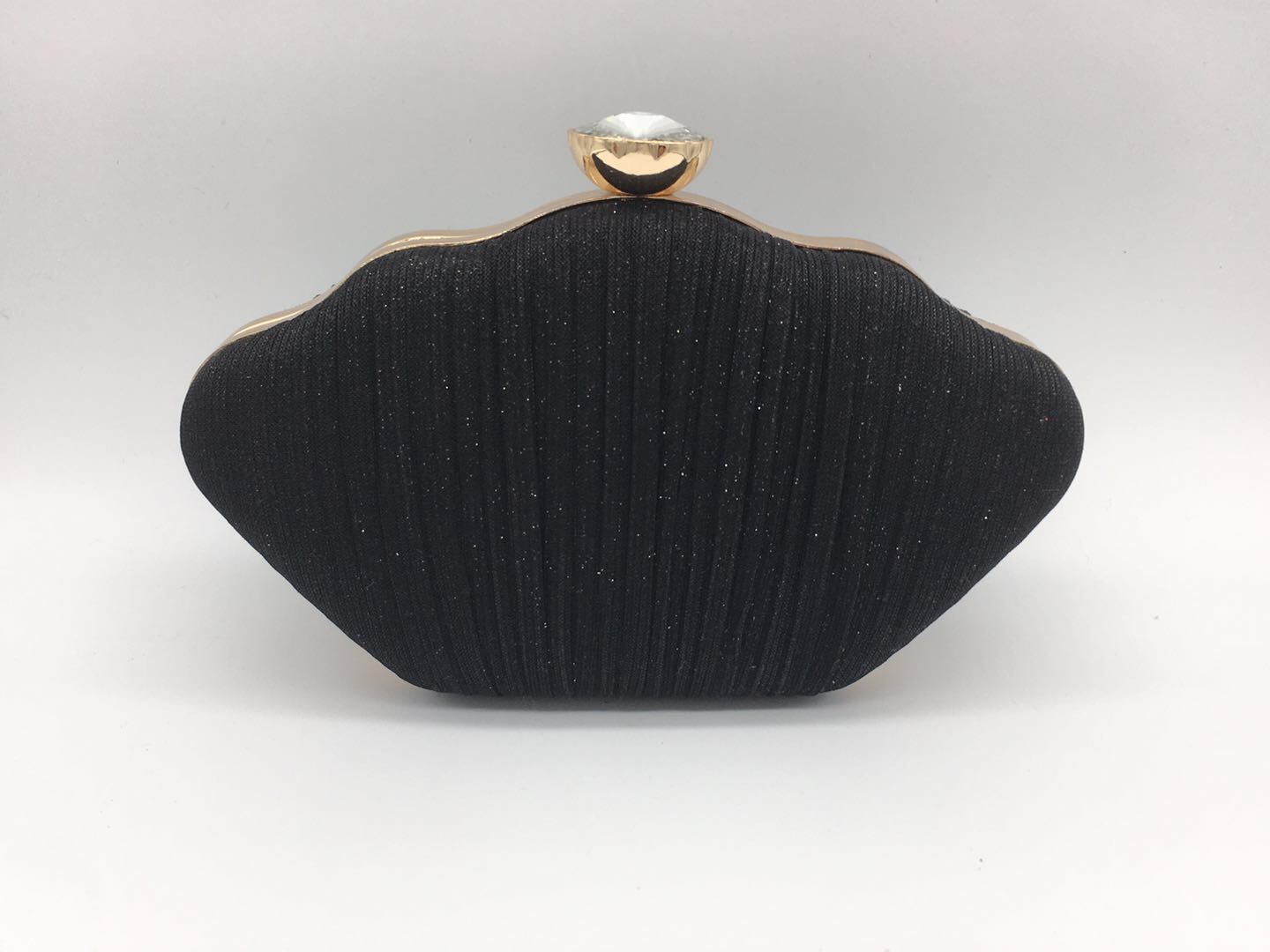 High-End Crinkle Clutch Dinner Bag Bridal Gown Bag Item Picture