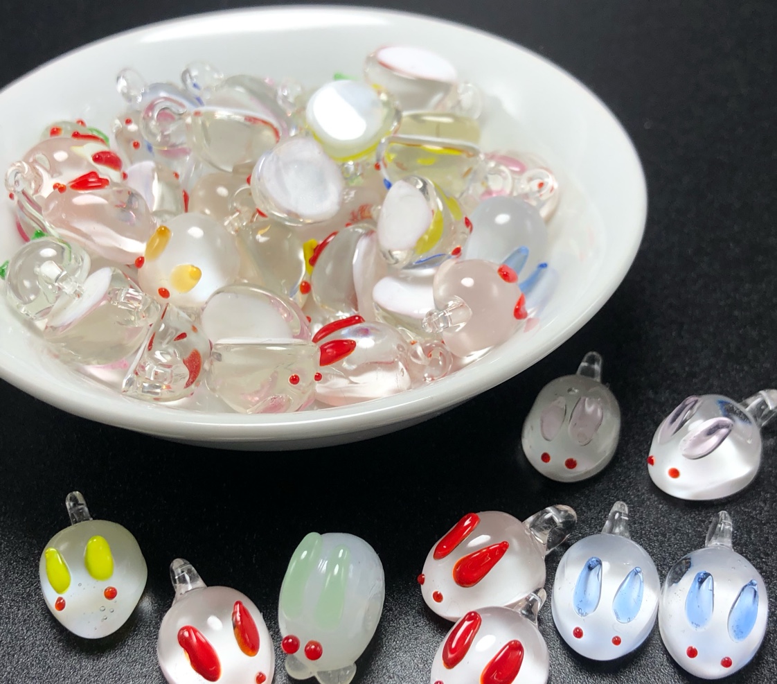 Chen Qing make Xiao war with a small rabbit glass bead glass animal pendant