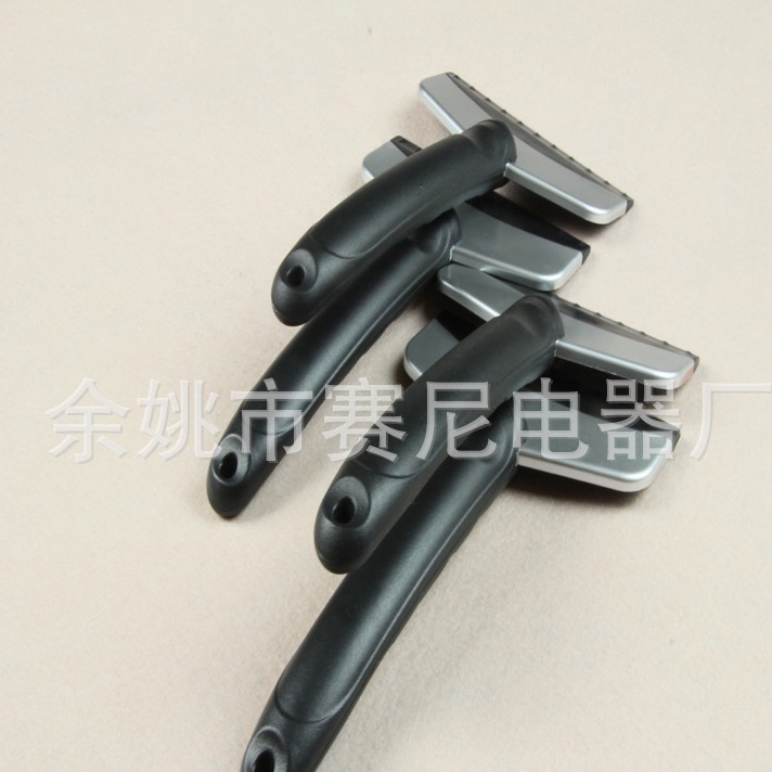 Factory Direct Sales Wholesale Stainless Steel Snow Shovel Car Shovel With Scraper Ice Shovel Gift Promotion Black