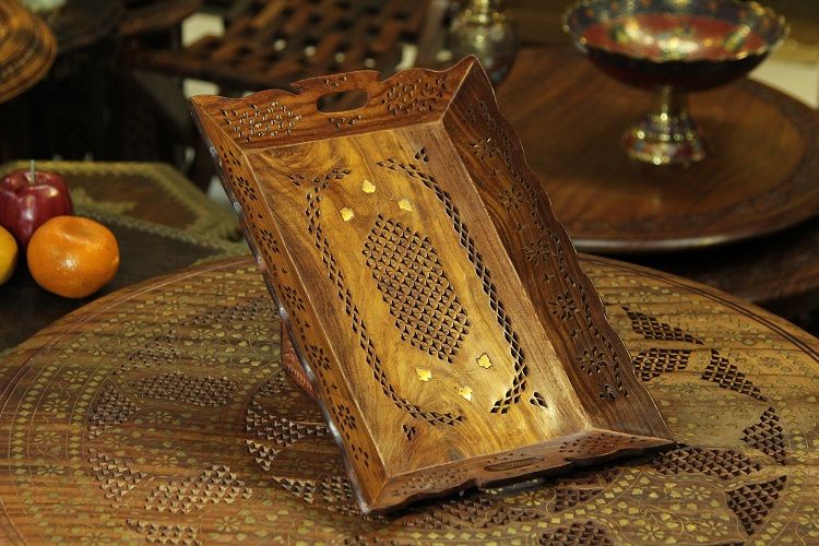 The square Bodhi wood copper-inlaid hollowed-out tray is small