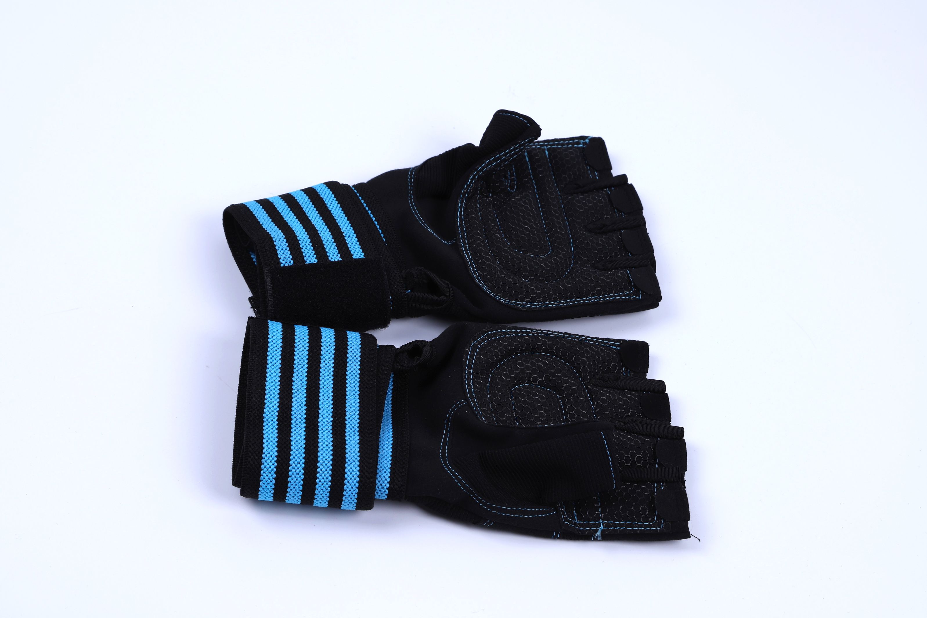 Fitness gloves SC-87106 Application Scenario