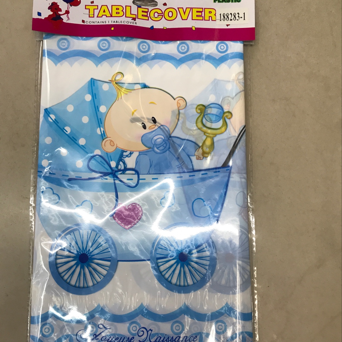 蓝色婴儿车桌布