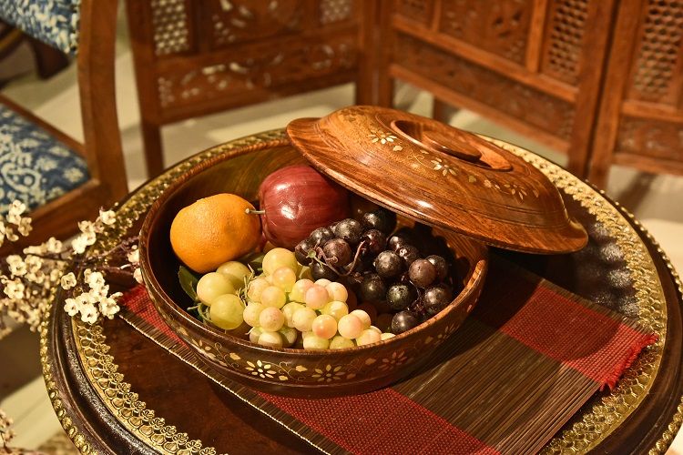 菩提木嵌铜圆形储物盒 小产品图