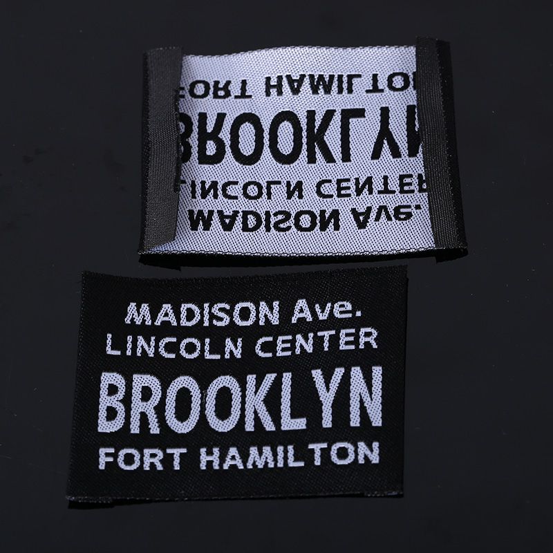 订做高档衣服商标设计织唛标签织标产品图