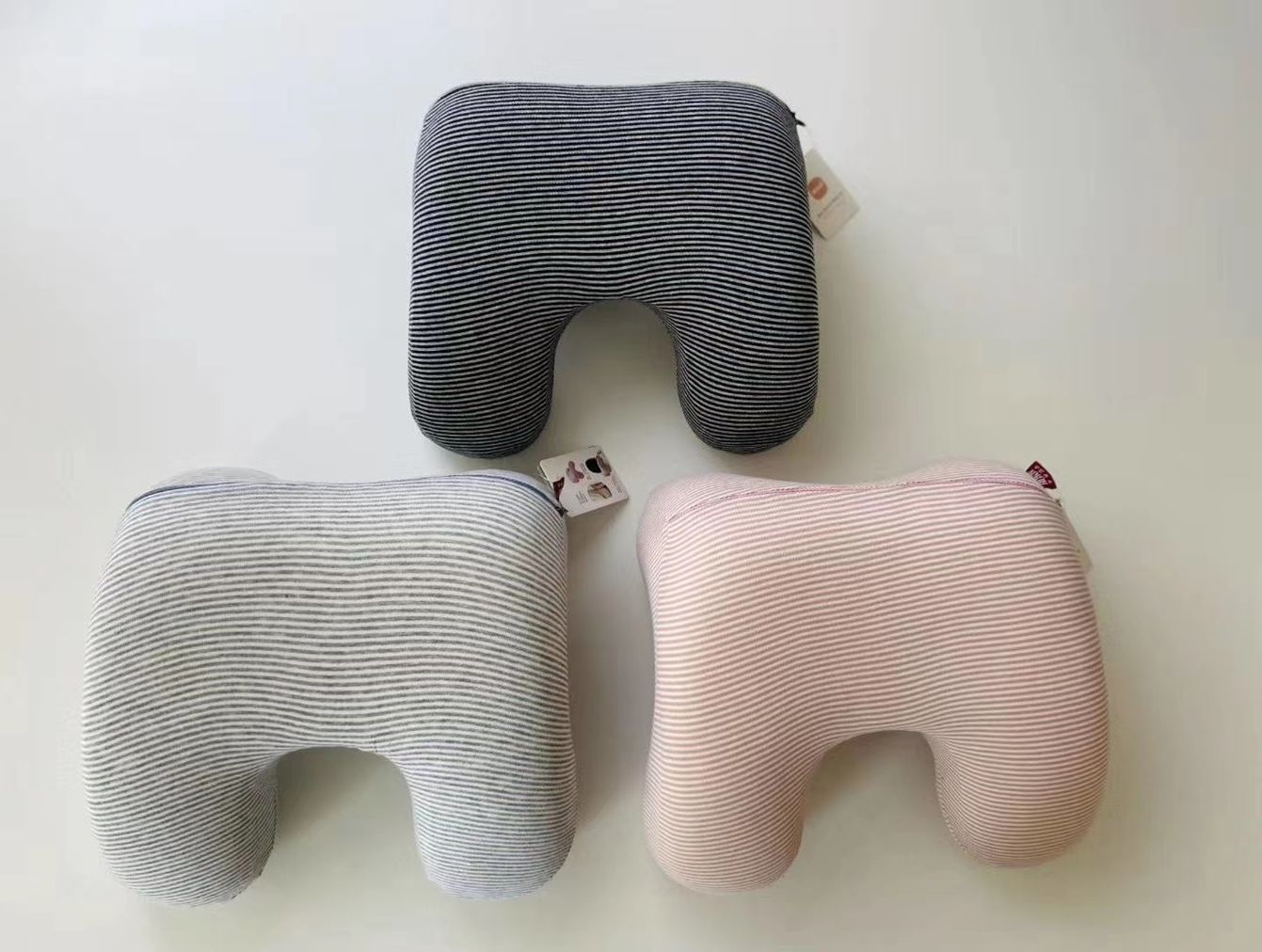Yiwu Selection Model 1 Nap Pillow (pinstripe)/F1-074