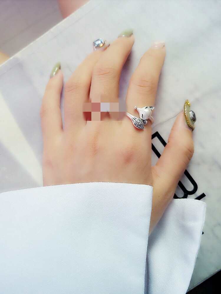 The Fox Opening ring is a new popular female ring that has become a hit on the Internet Specification image