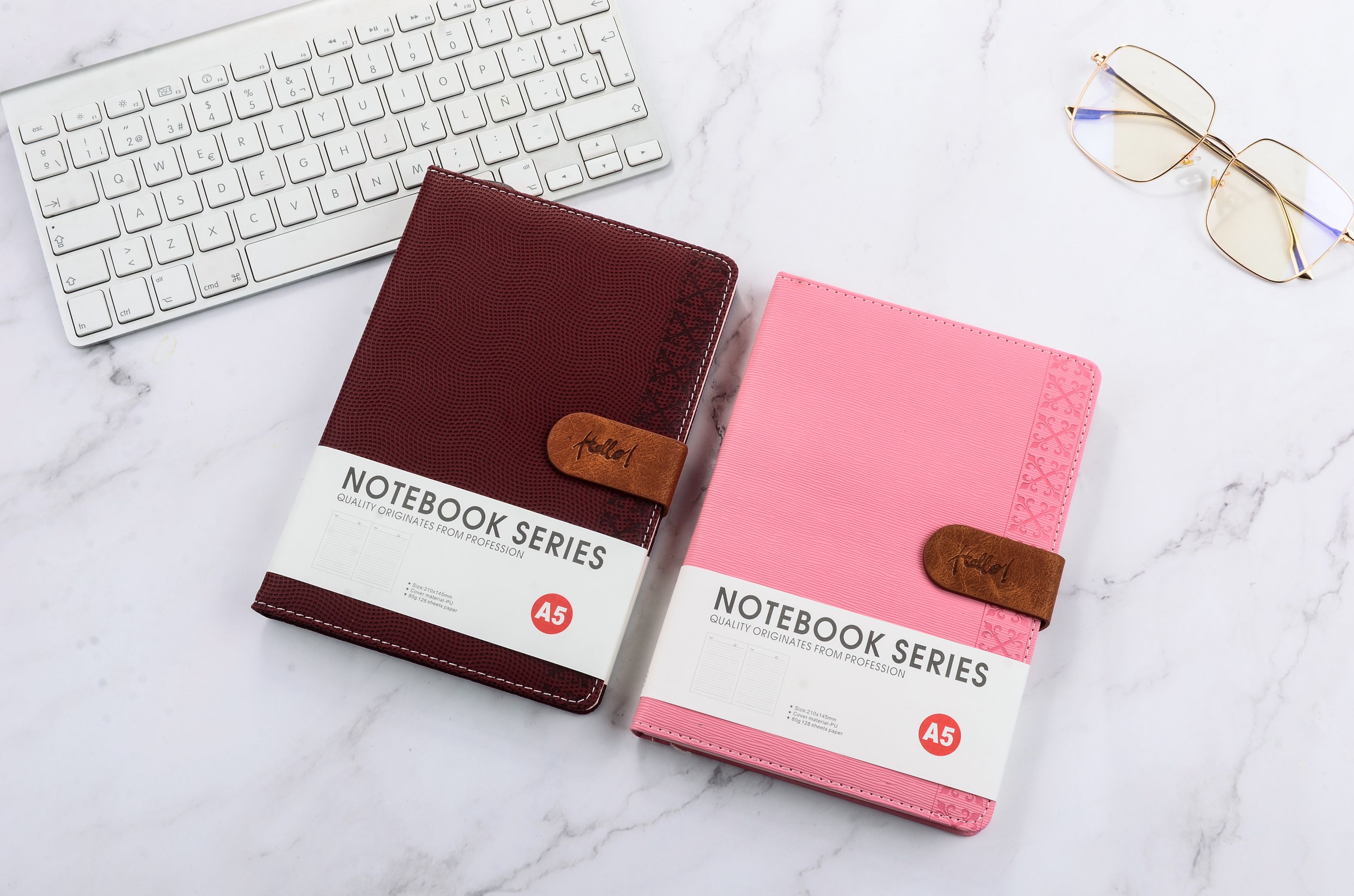 Mass-market model 605, high cost-performance multi-color mixed-color notebook details Picture