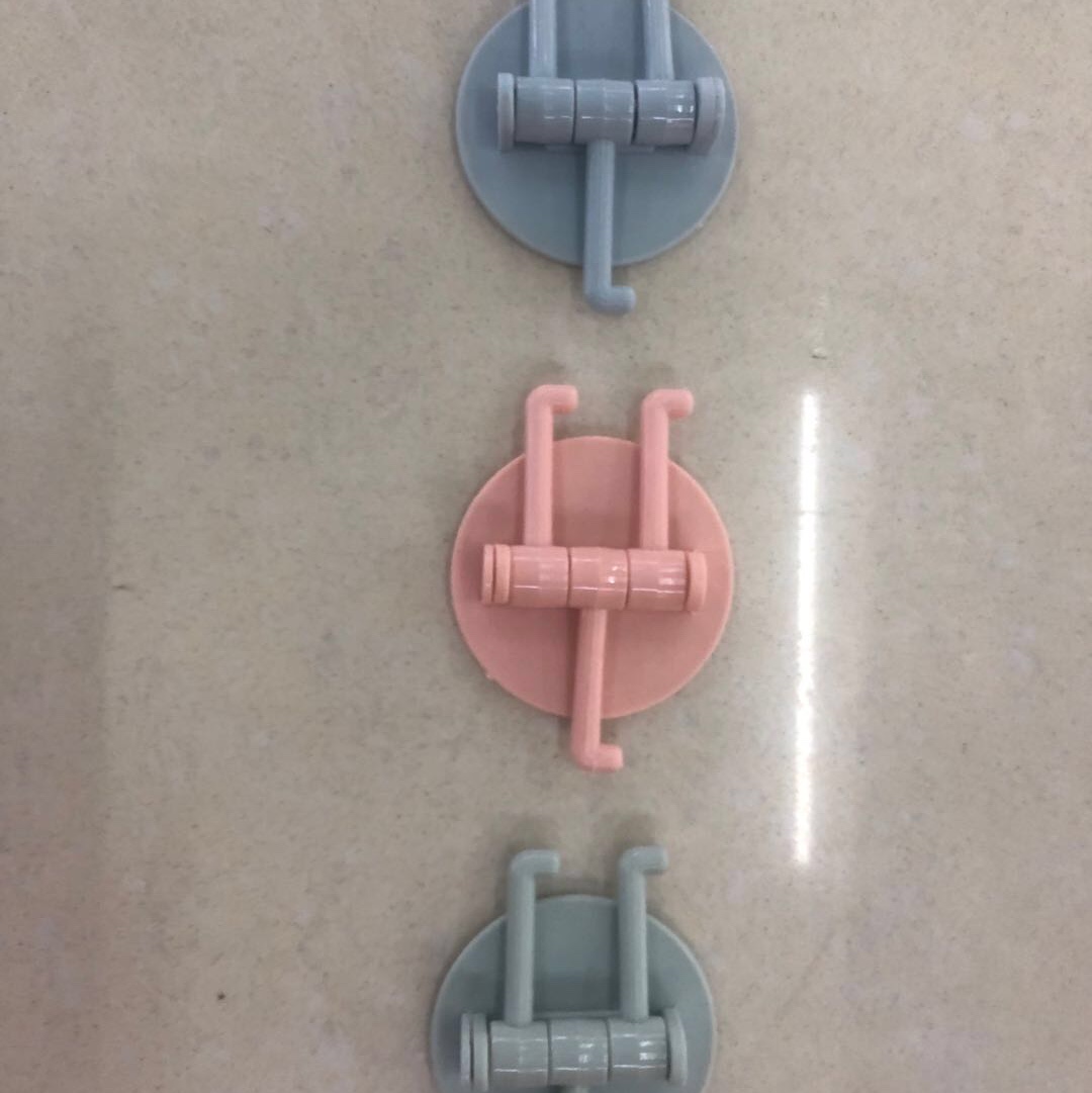 Factory direct sales of plastic colored hooks