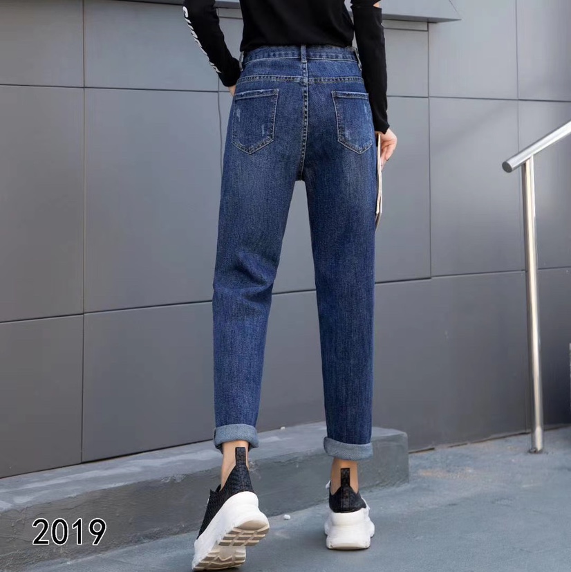 Trendy new jeans 10