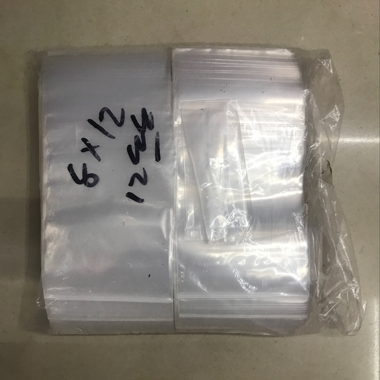 Self-sealing bag 5