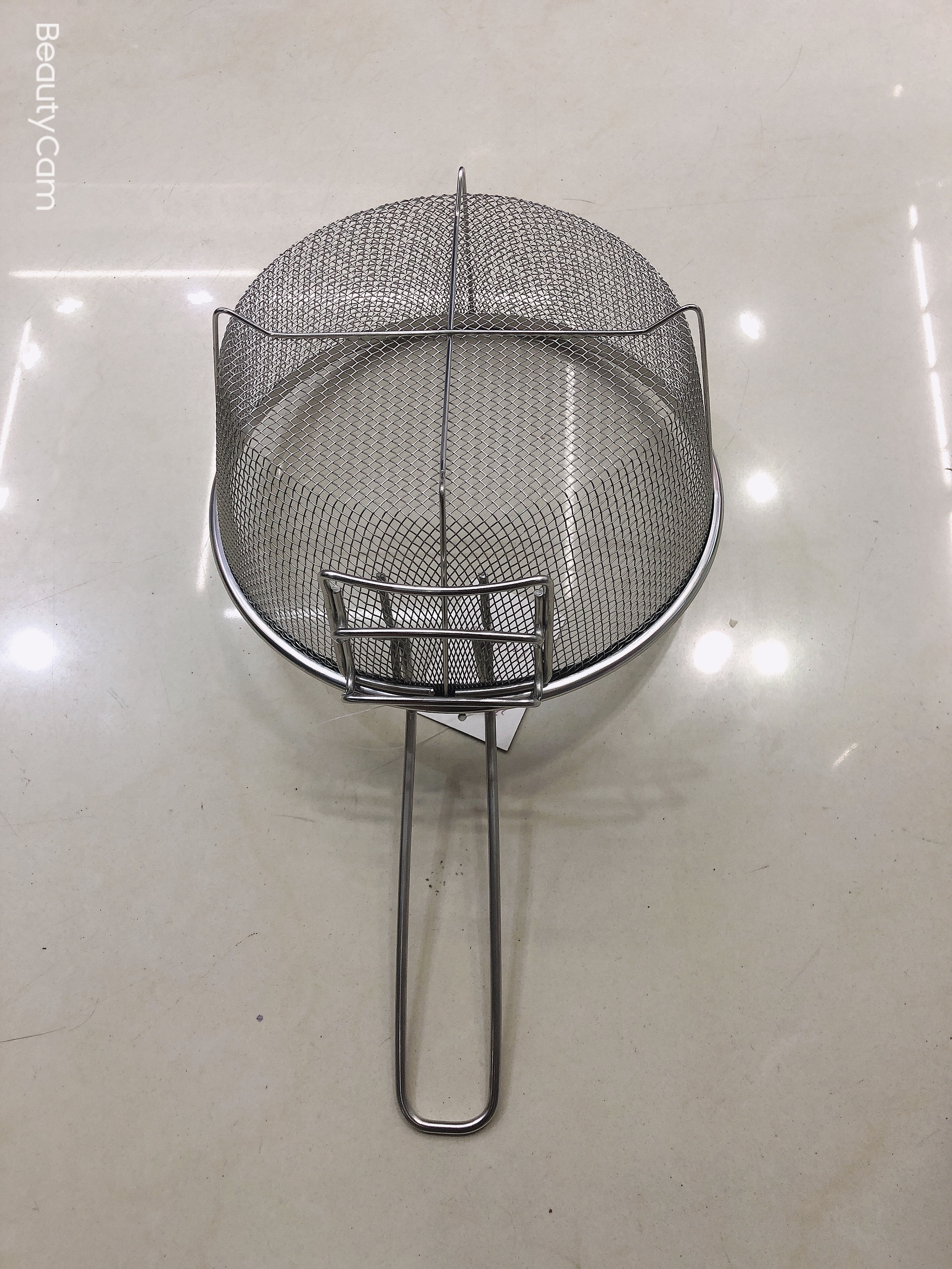 Steel-handled round frying basket details Picture