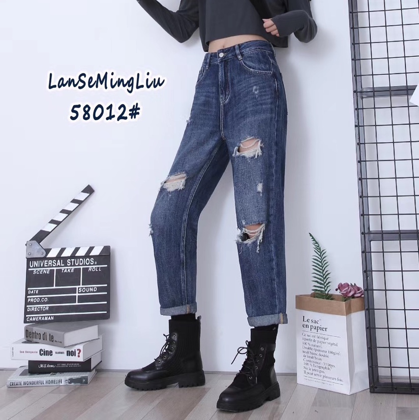 Jeans are a new trend thumbnail