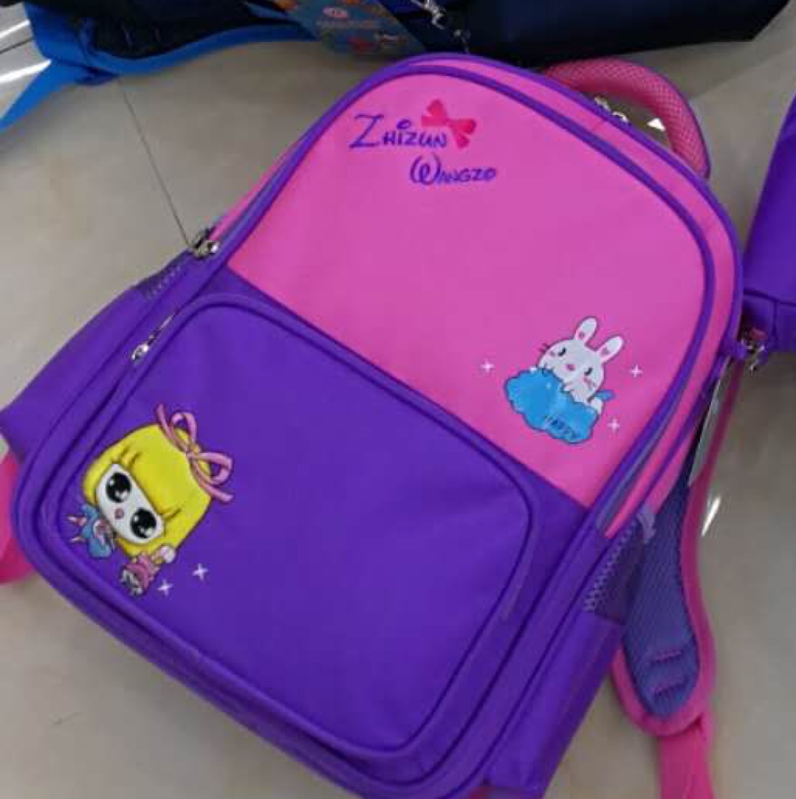 Backpack 5 thumbnail