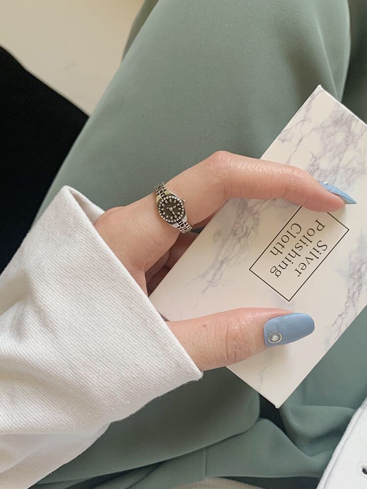 The ring for men and women is fashionable, individualistic, trendy, cold style, niche design, retro opening, and is a popular single index finger ring from Xinmingyang Specification image