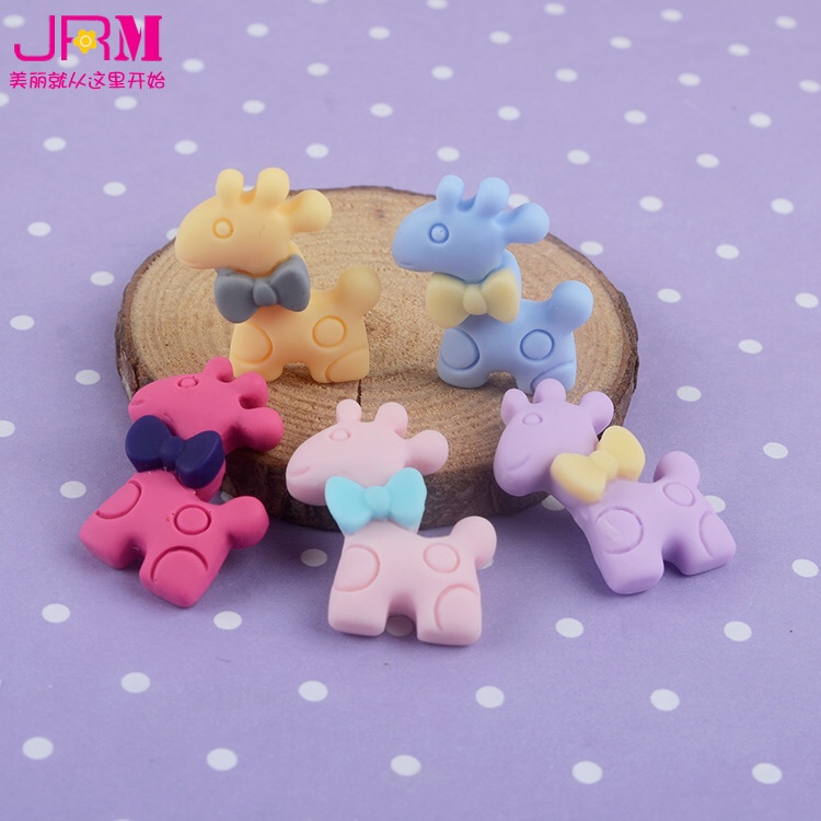 Small frosted deer resin accessories animal hair accessories for children material mobile phone case glasses box patch decoration thumbnail