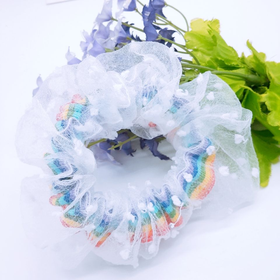 Fairy rainbow headband Mori tie scrunchie super fairy headwear South Korean net red girl face every match out large colon scrunchie Application Scenario